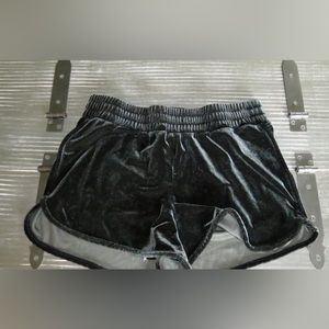 Velvet shorts